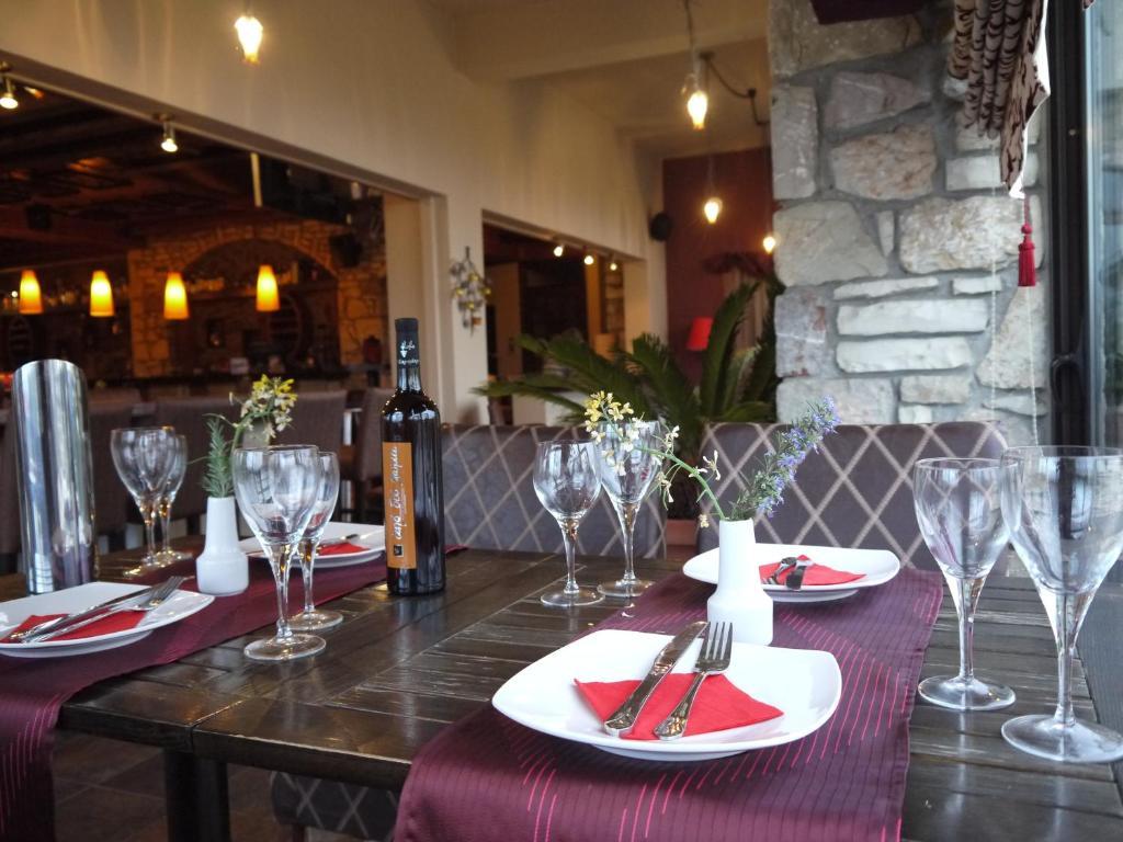 Aiolides Hotel Kalivia  Екстер'єр фото