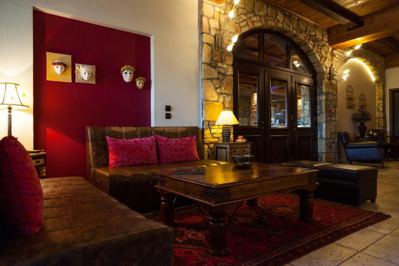 Aiolides Hotel Kalivia  Екстер'єр фото